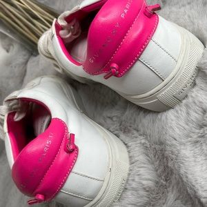 Givenchy sneakers 👟